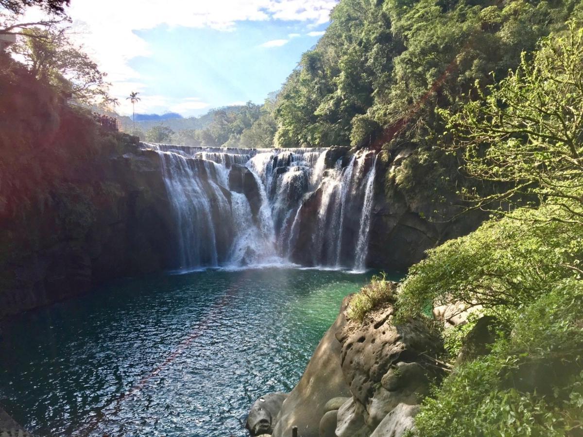 晶晶輕旅民宿 New Taipei City Eksteriør billede