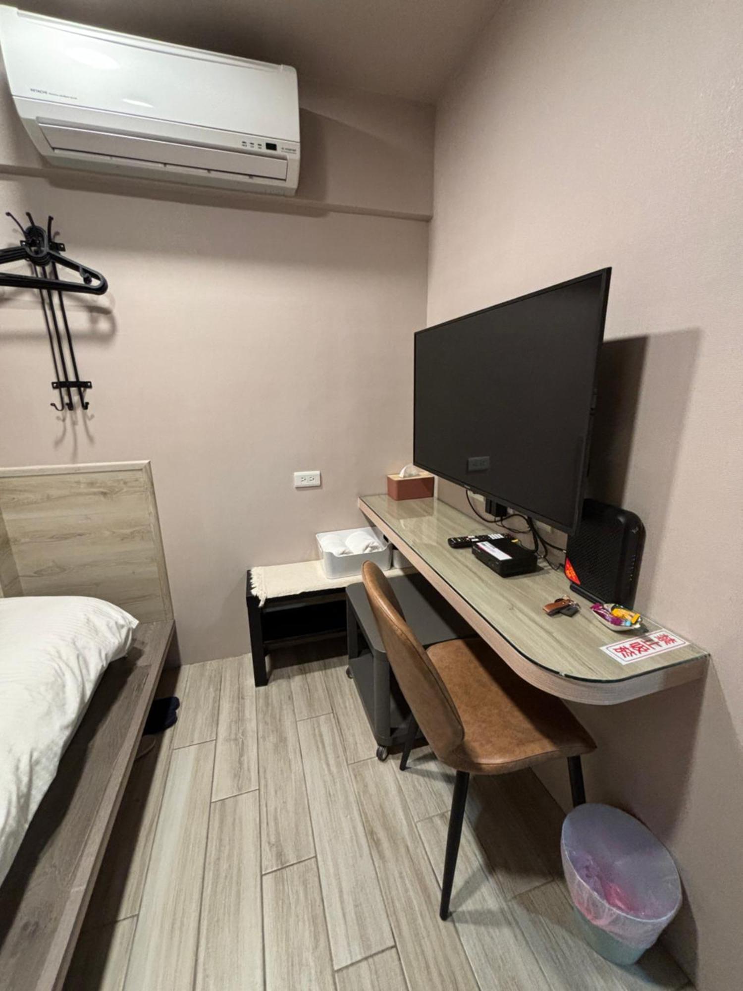 晶晶輕旅民宿 New Taipei City Eksteriør billede